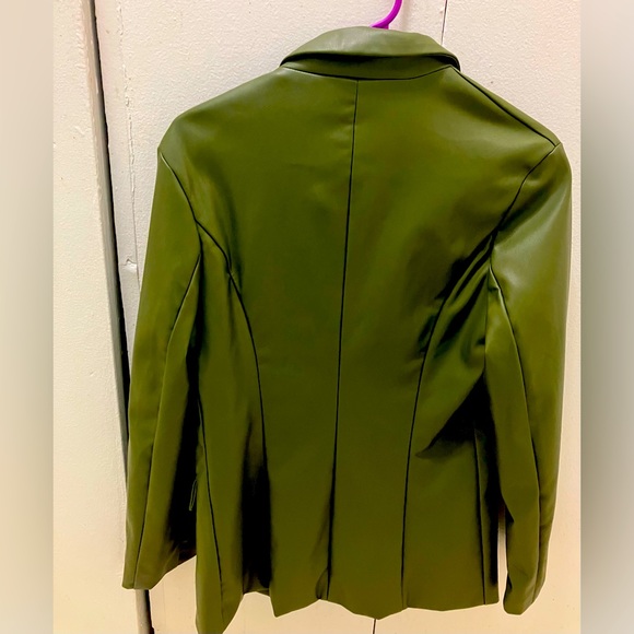 Woman’s blazer - Picture 2 of 4